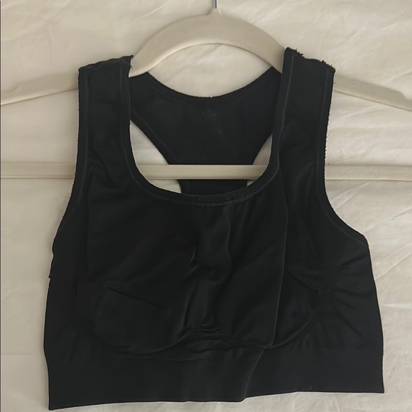 Lululemon Black Sports Bra - Picture 1 of 1